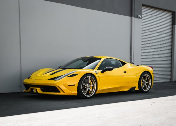 Yellow Lamborghini car photography 